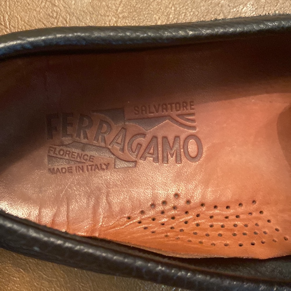 MENS SALVATORE FERRAGAMO LOAFERS - Picture 2 of 4
